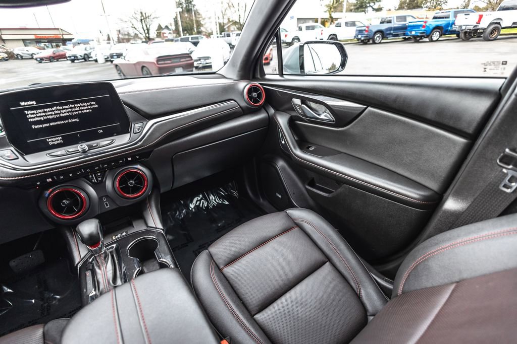 Used 2025 Chevrolet Blazer RS image 25