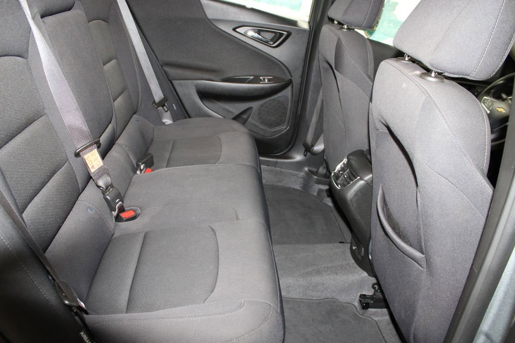 Used 2024 Chevrolet Malibu LT image 28