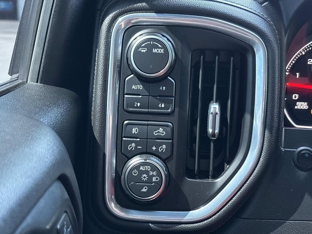 Used 2021 Chevrolet Silverado 3500 LTZ w/ Gooseneck/5TH Wheel Package image 24