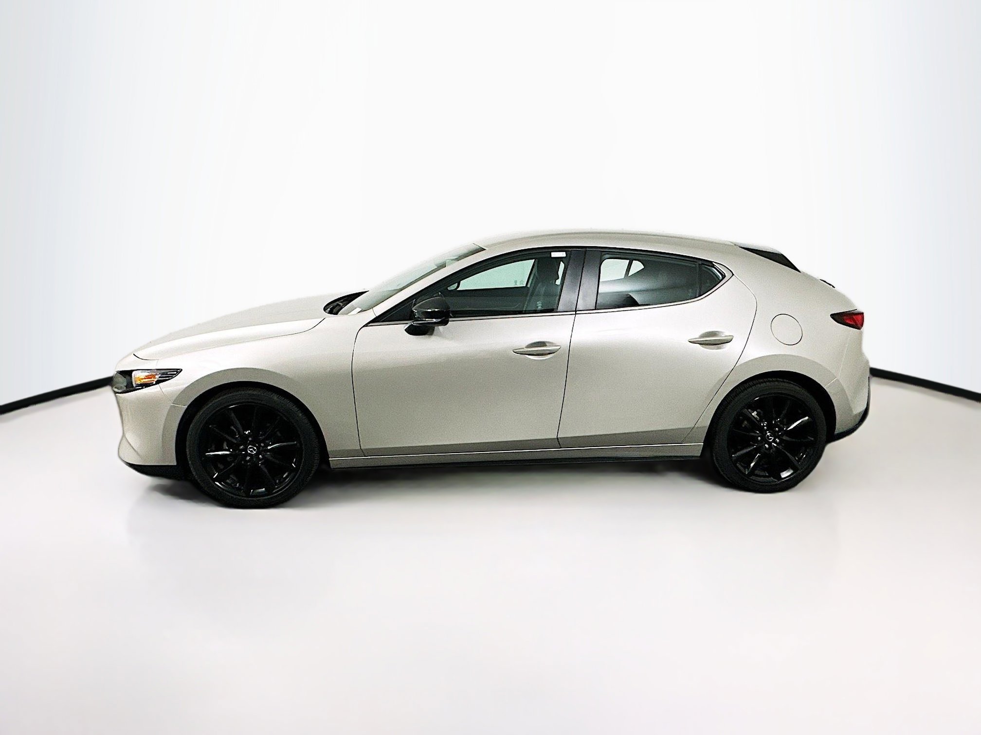 Used 2024 MAZDA MAZDA3 s image 4