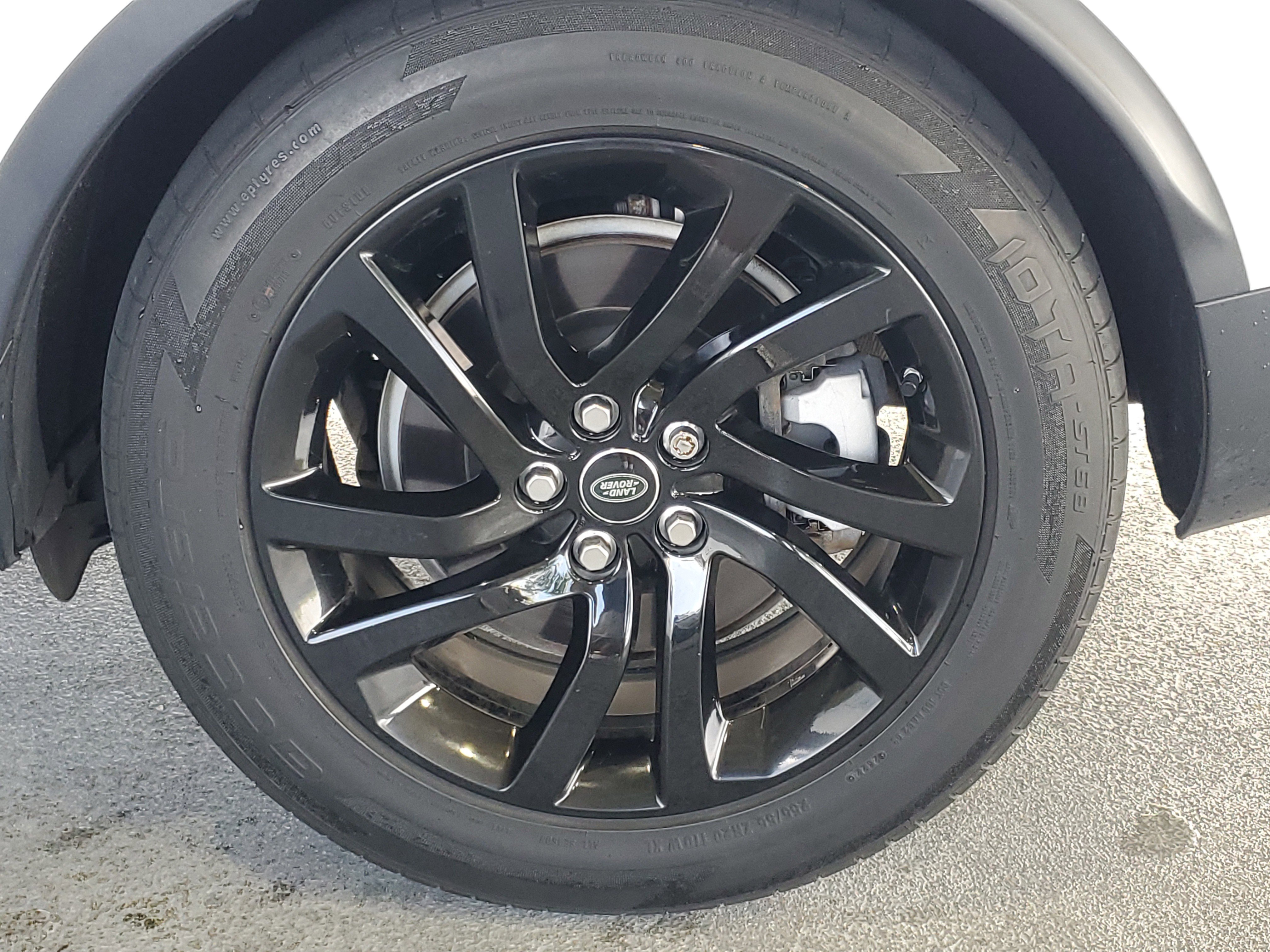Used 2018 Land Rover Discovery SE AWD/4WD image 7