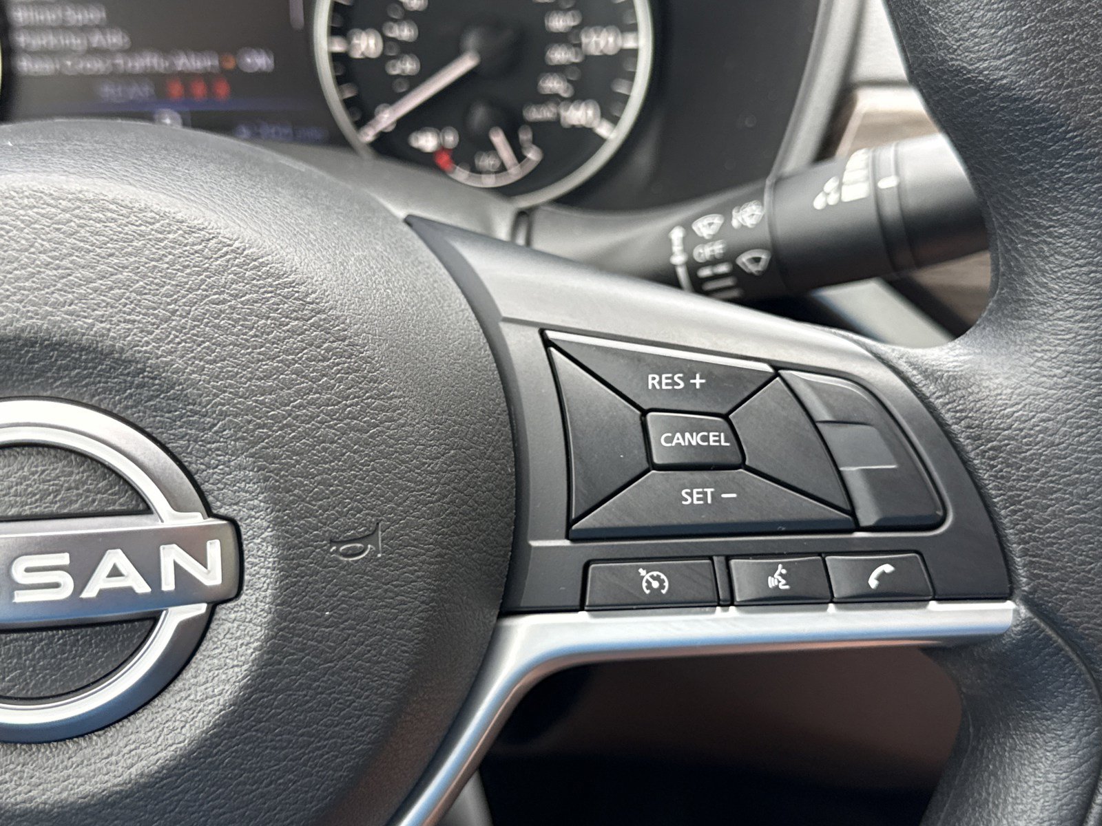 Used 2025 Nissan Altima 2.5 SV FWD image 21