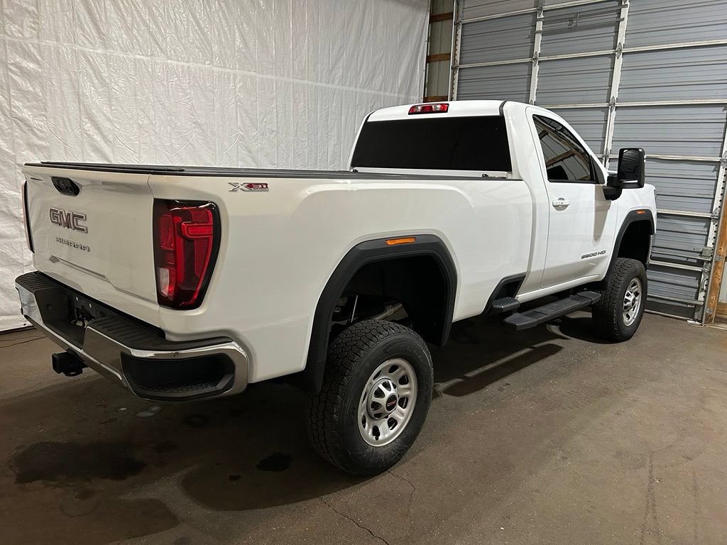 Used 2022 GMC Sierra 3500 SLE w/ SLE Convenience Package AWD/4WD image 2