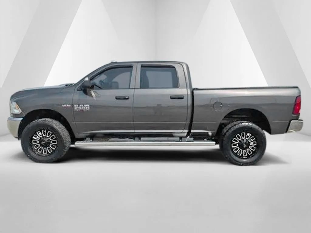 Used 2018 RAM 2500 Tradesman w/ Chrome Appearance Group AWD/4WD image 4