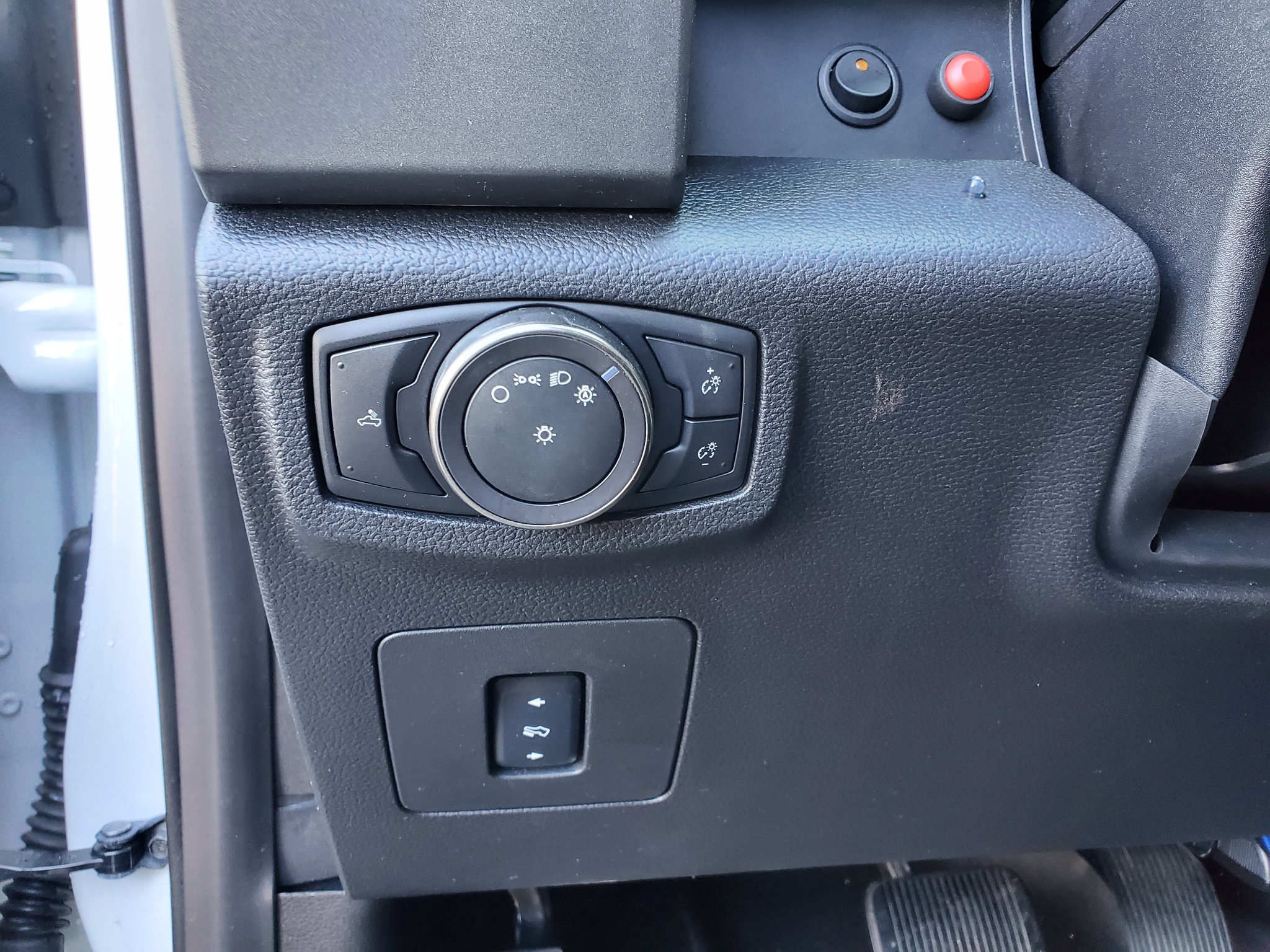 Used 2018 Ford F150 Raptor w/ Equipment Group 801A Mid image 32