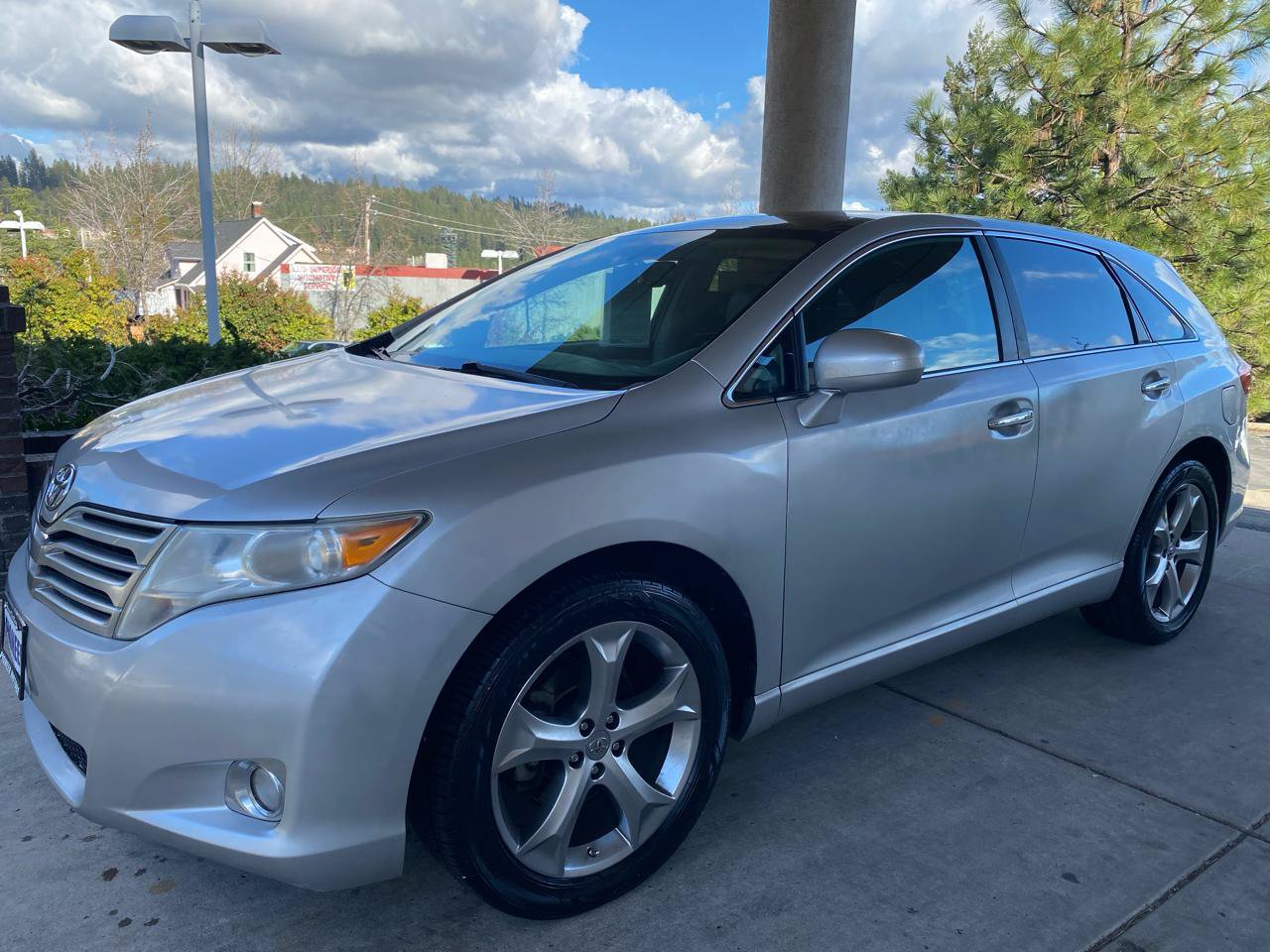 Used 2009 Toyota Venza AWD image 2