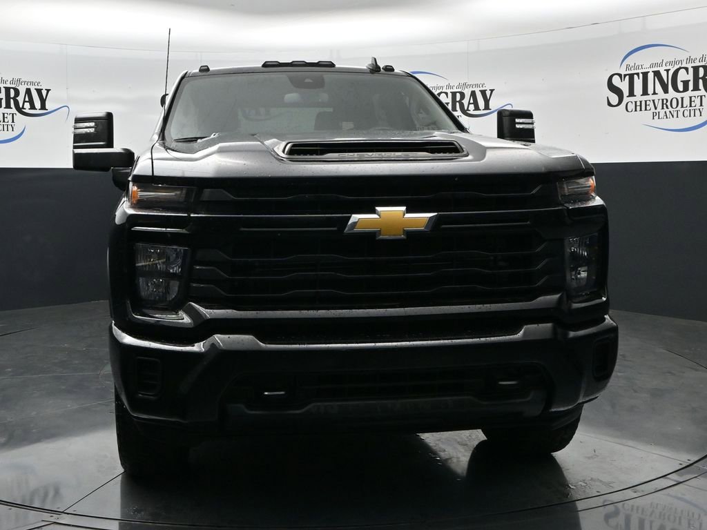Used 2024 Chevrolet Silverado 2500 Custom w/ Custom Value Package AWD/4WD image 2