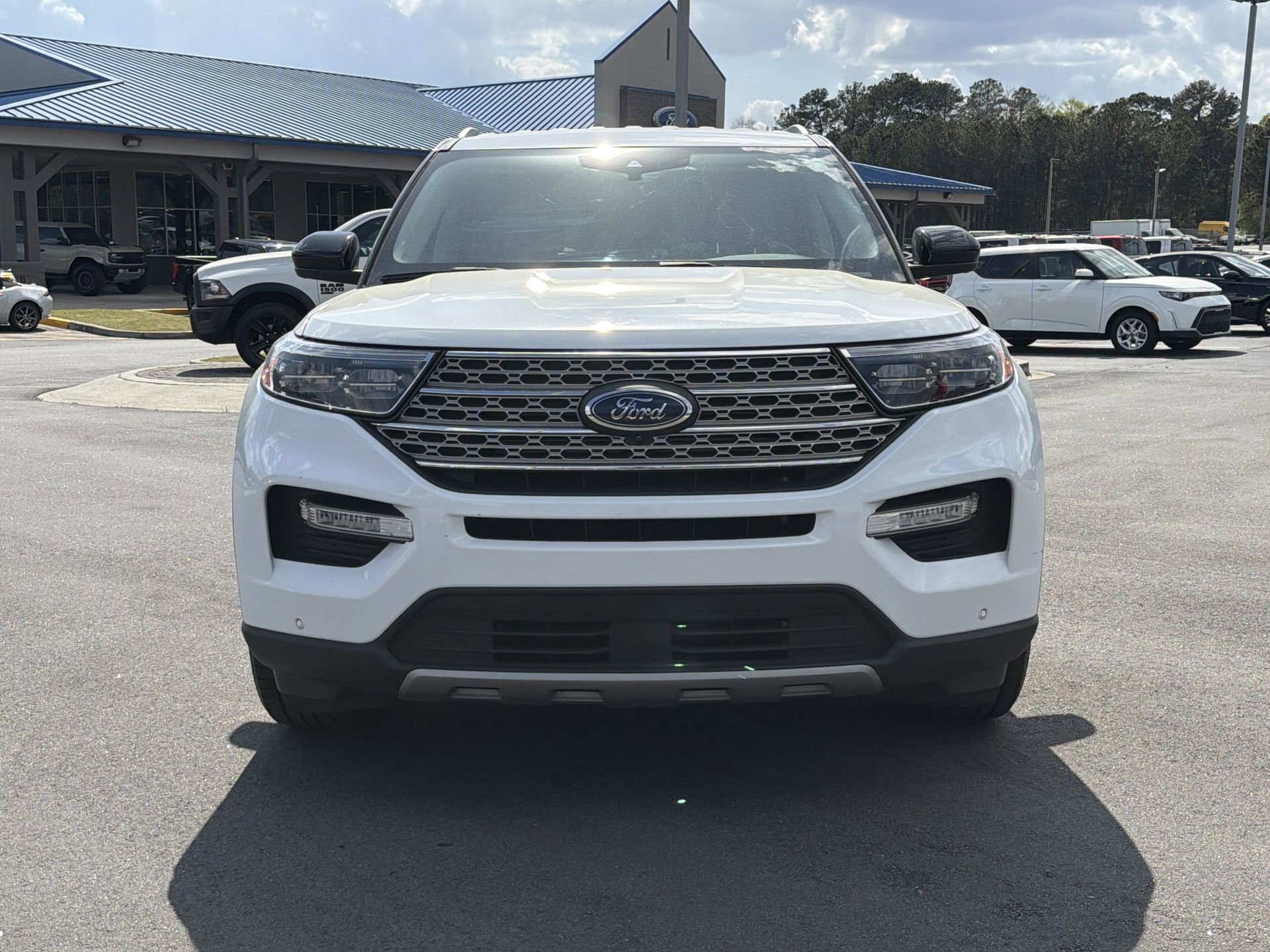 Certified 2023 Ford Explorer Limited image 30