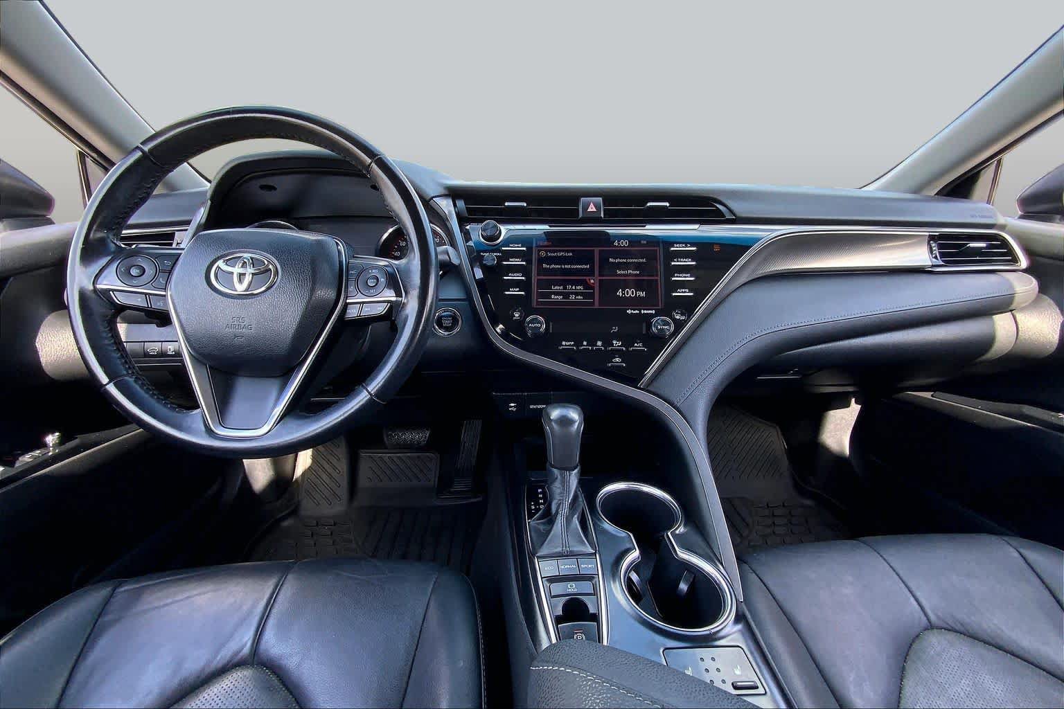Used 2019 Toyota Camry XSE FWD image 15