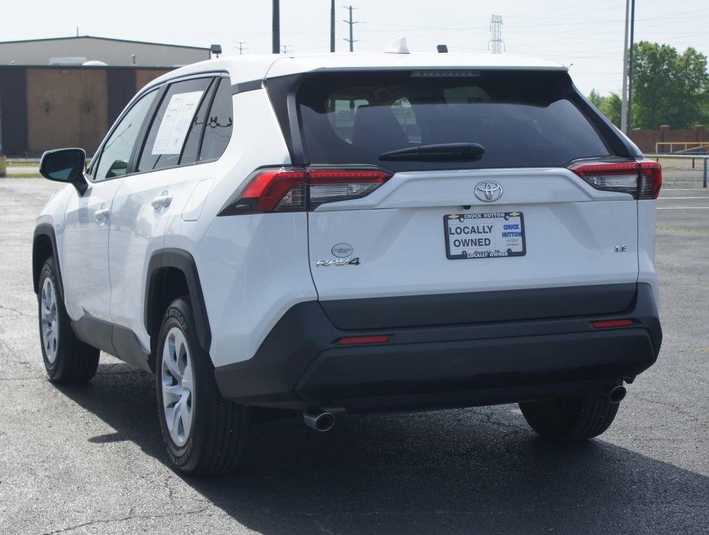 Used 2025 Toyota RAV4 LE FWD image 12