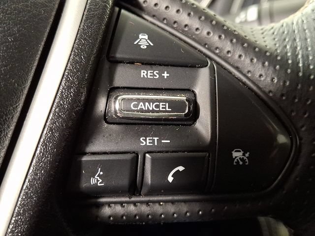 Used 2016 Nissan Maxima Platinum w/ Interior Lighting Package FWD image 23