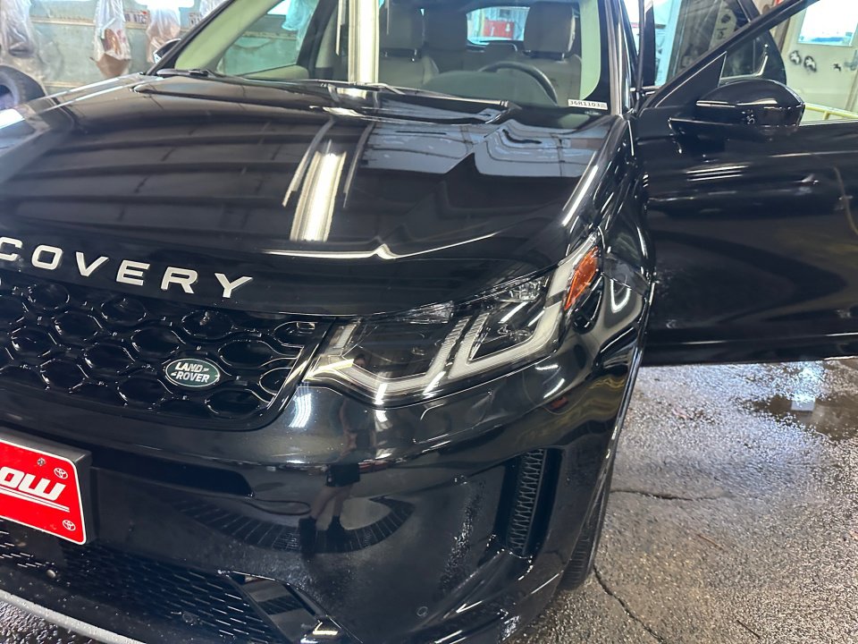 Used 2024 Land Rover Discovery Sport S image 30