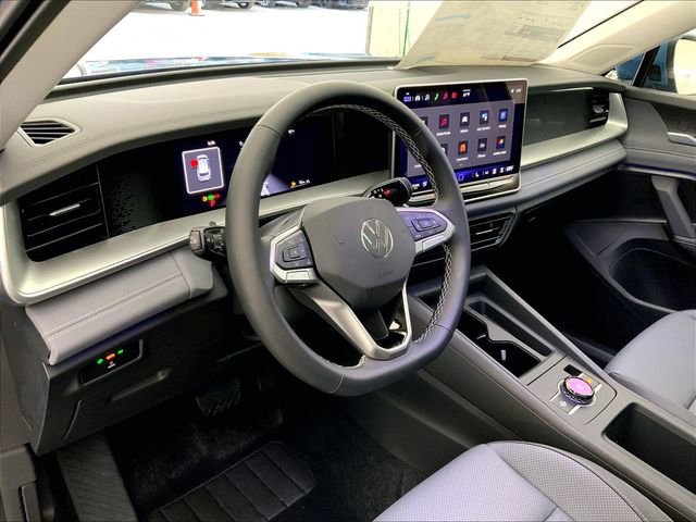 New 2026 Volkswagen Tiguan SE AWD/4WD image 3