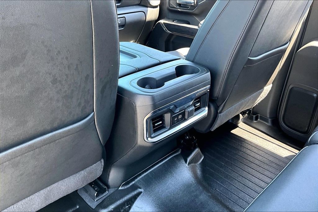 Used 2022 Chevrolet Silverado 2500 LTZ w/ LTZ Plus Package AWD/4WD image 11