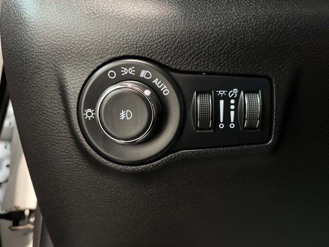Certified 2024 Jeep Compass Limited image 16