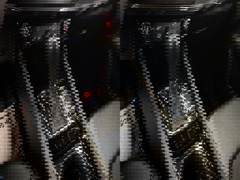 Used 2022 Jeep Compass Latitude image 24