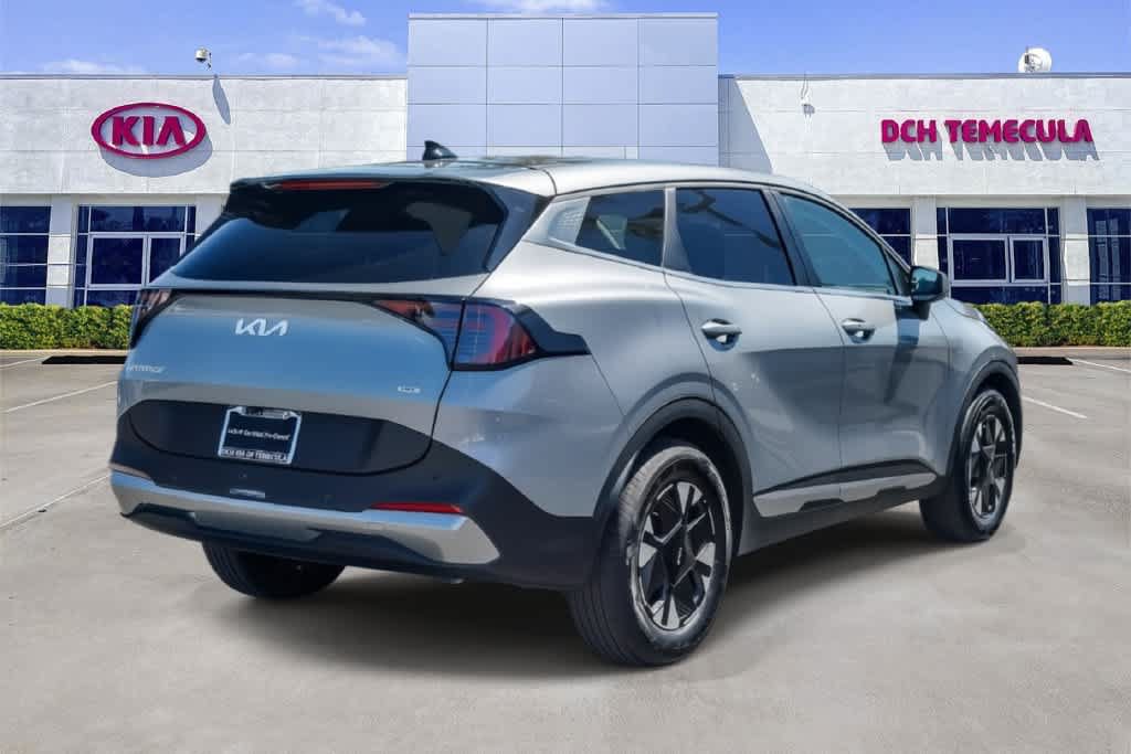 Certified 2026 Kia Sportage LX FWD image 4