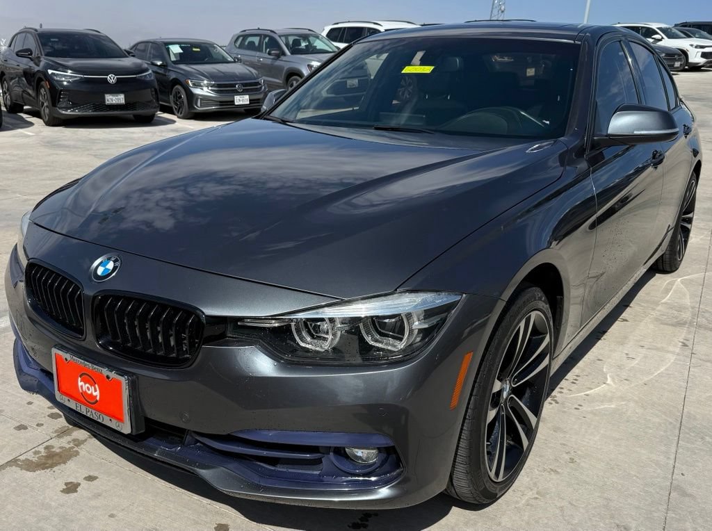 Used 2018 BMW 330i Sedan RWD image 4