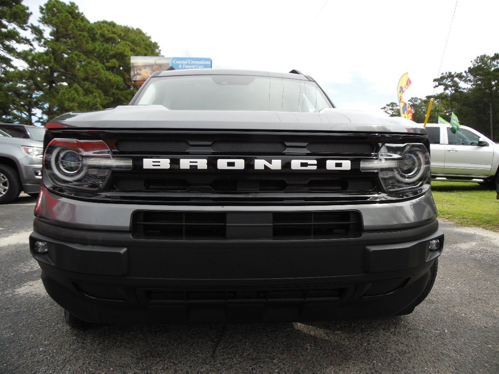 Used 2021 Ford Bronco Sport Outer Banks w/ Outer Banks Package image 2
