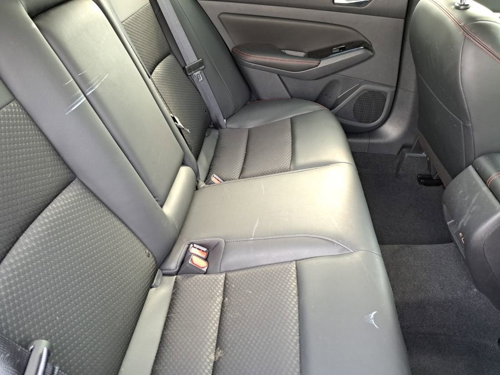 Used 2023 Nissan Altima 2.5 SR image 22
