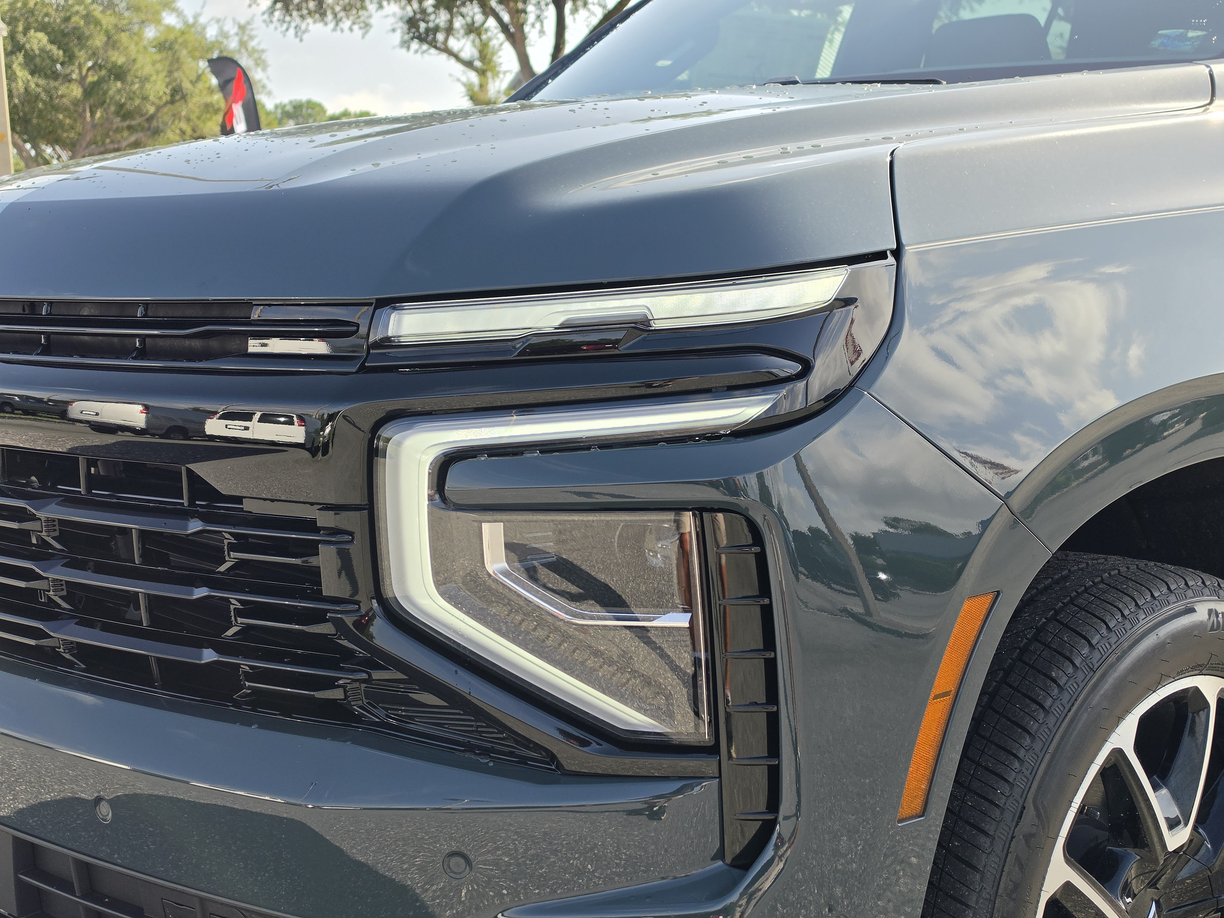 New 2026 Chevrolet Tahoe RST w/ Comfort Package AWD/4WD image 13