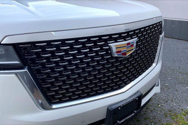 Used 2022 Cadillac Escalade Luxury AWD/4WD image 30