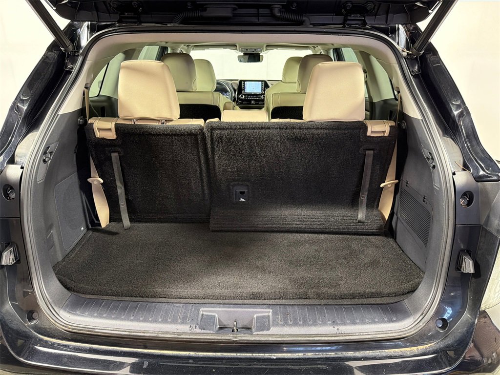 Used 2020 Toyota Highlander Limited image 20