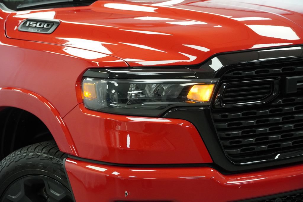 Used 2025 RAM 1500 Big Horn AWD/4WD image 10