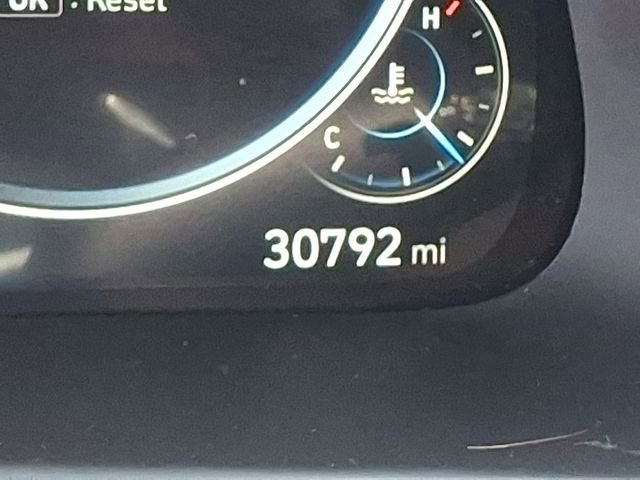 Used 2023 Hyundai Sonata Limited w/ Cargo Package image 26