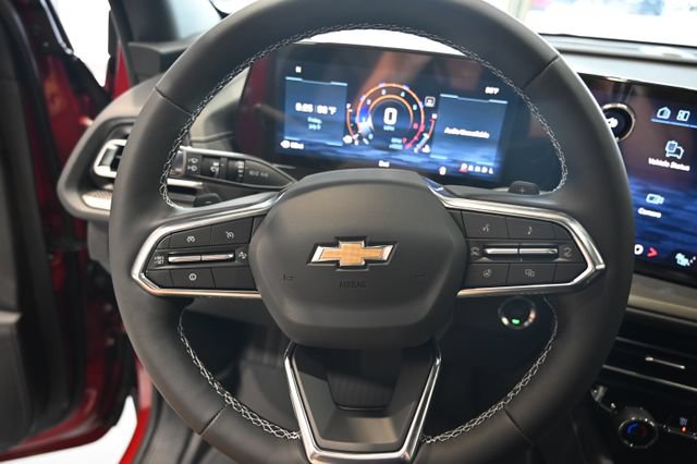 New 2026 Chevrolet Traverse LT w/ Driver Confidence Package FWD image 20