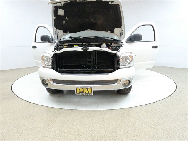 Used 2007 Dodge Ram 1500 Truck SLT image 2
