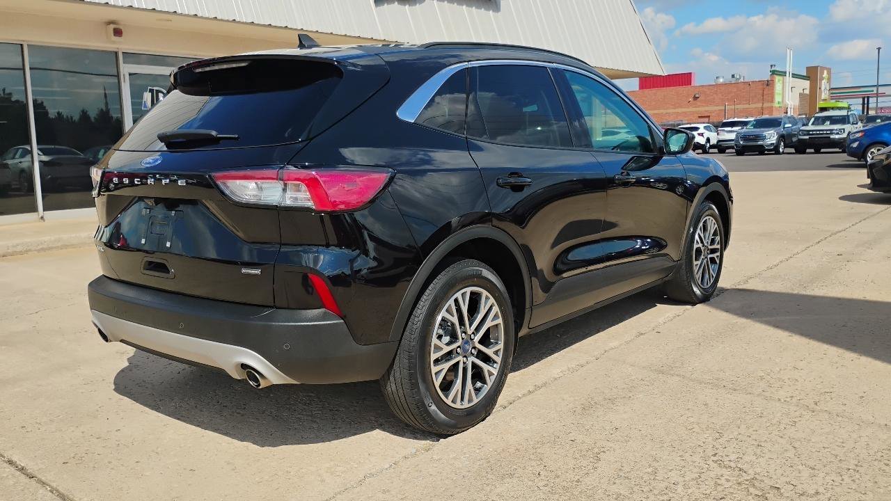 Used 2021 Ford Escape SEL image 8