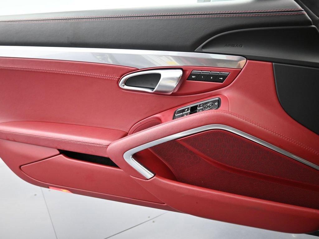 Used 2019 Porsche 911 Targa 4S image 21