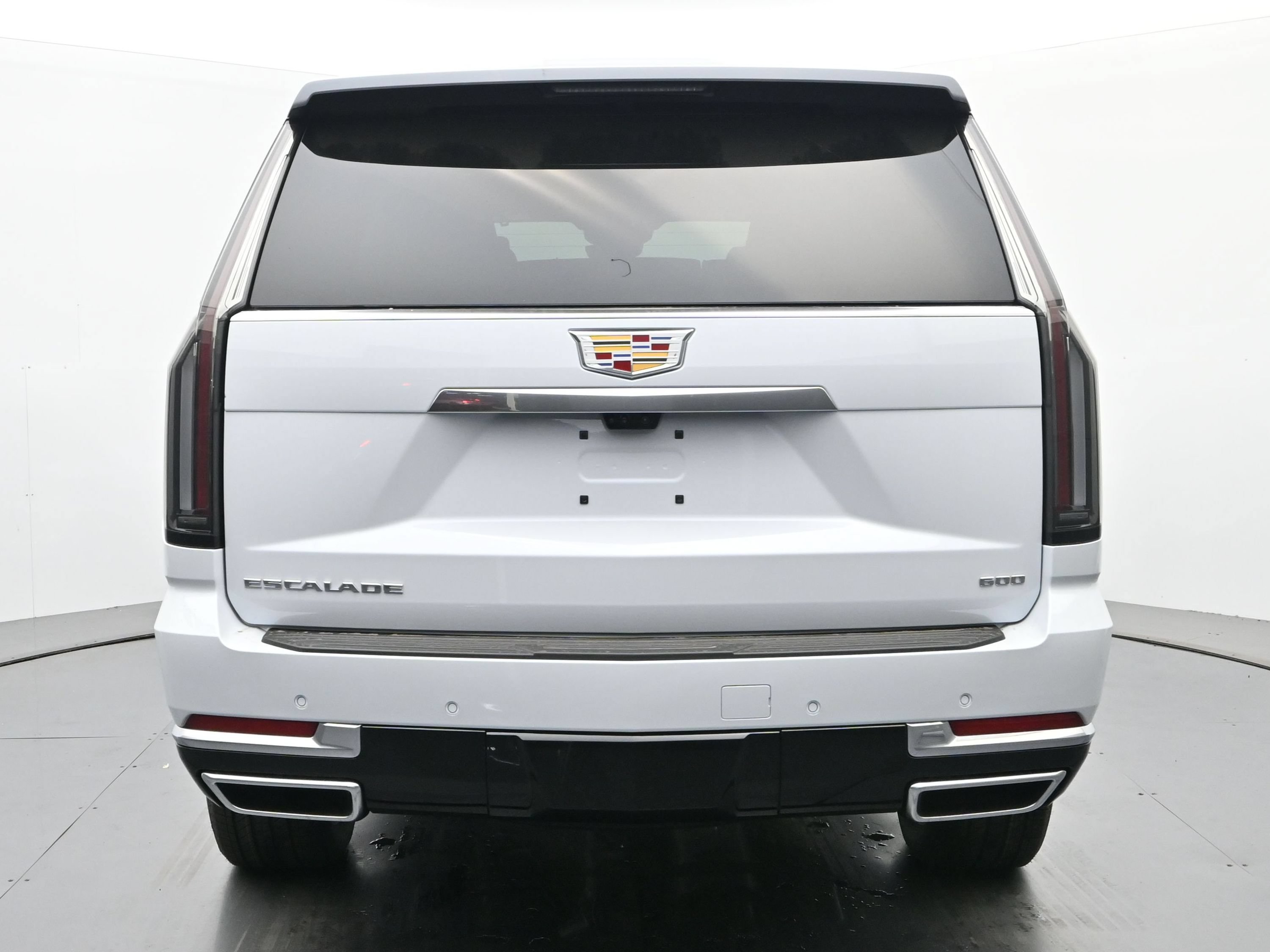 New 2026 Cadillac Escalade Luxury w/ Touring Package AWD/4WD image 4