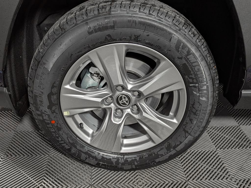 New 2025 Toyota RAV4 XLE image 26