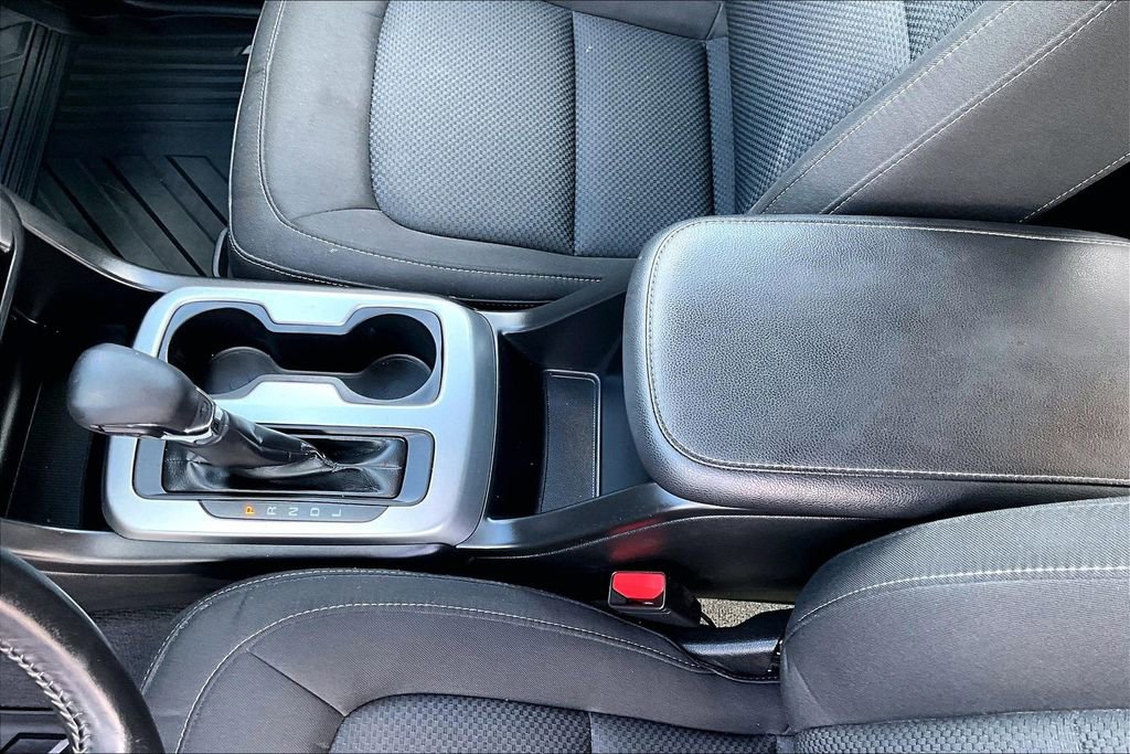 Used 2022 Chevrolet Colorado LT RWD image 16