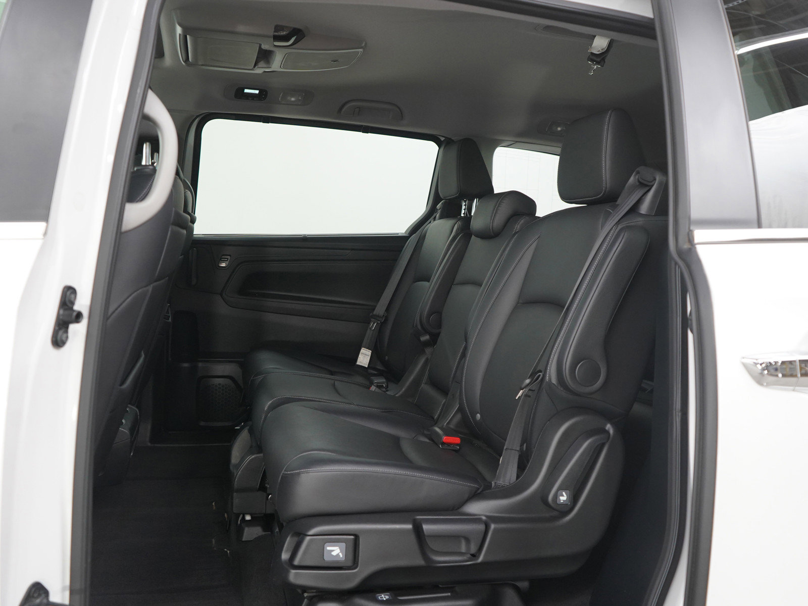 Used 2023 Honda Odyssey Touring image 21