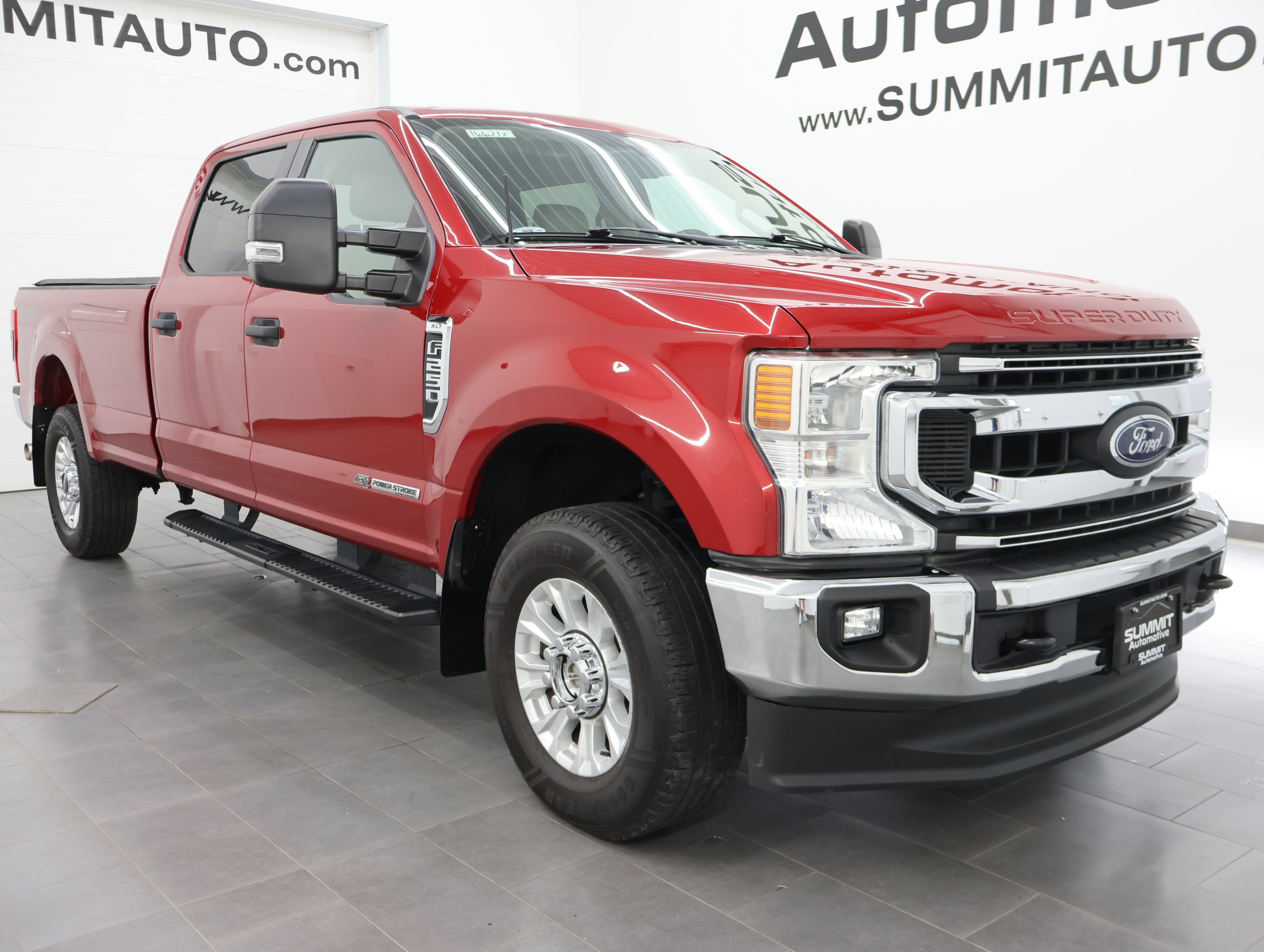 Used 2020 Ford F250 XLT w/ XLT Value Package AWD/4WD image 2