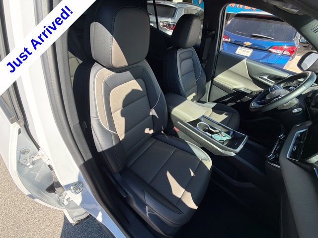 Used 2025 Chevrolet Equinox LT w/ Convenience Package II AWD/4WD image 26