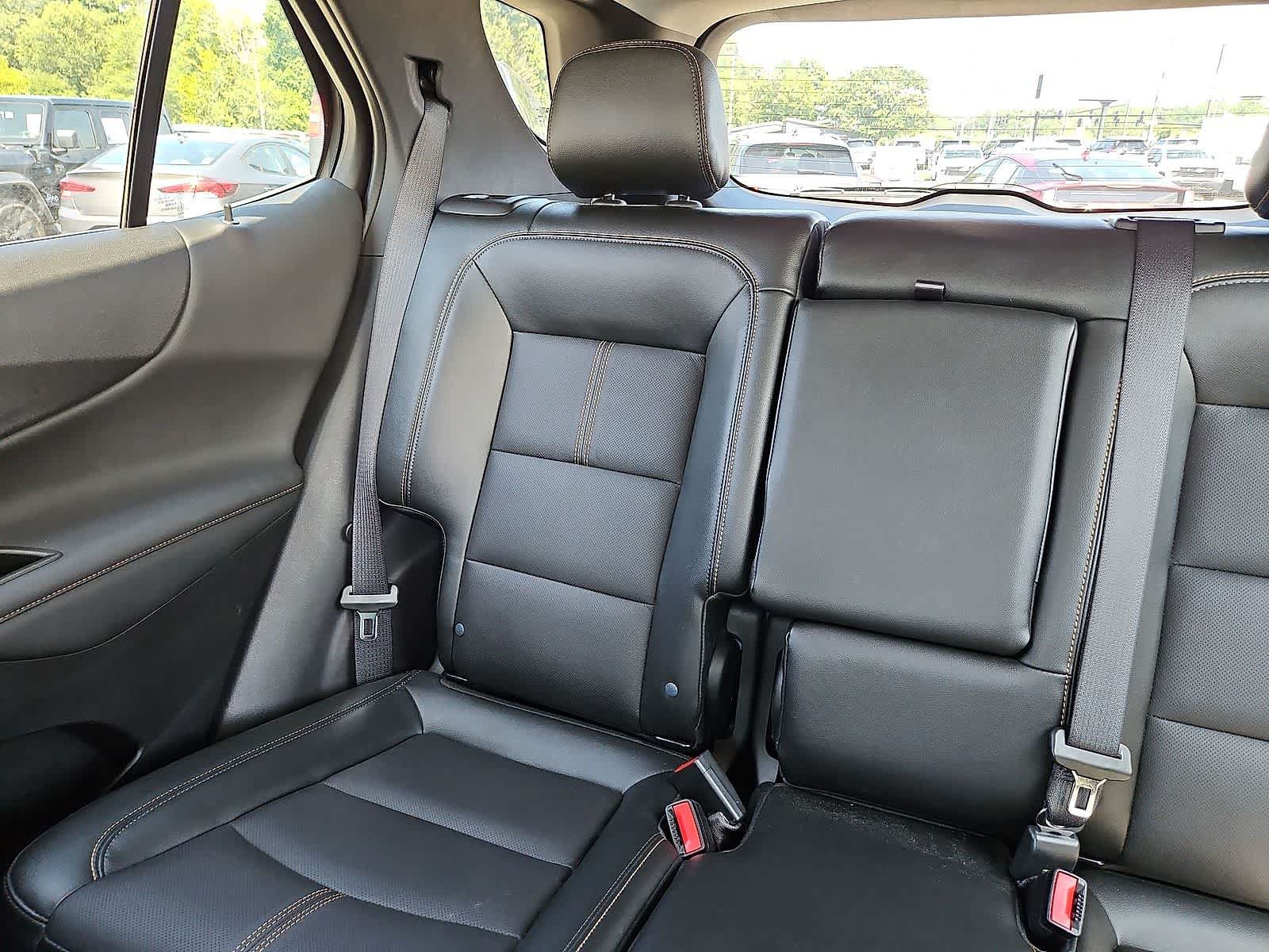 Used 2024 Chevrolet Equinox Premier FWD image 13