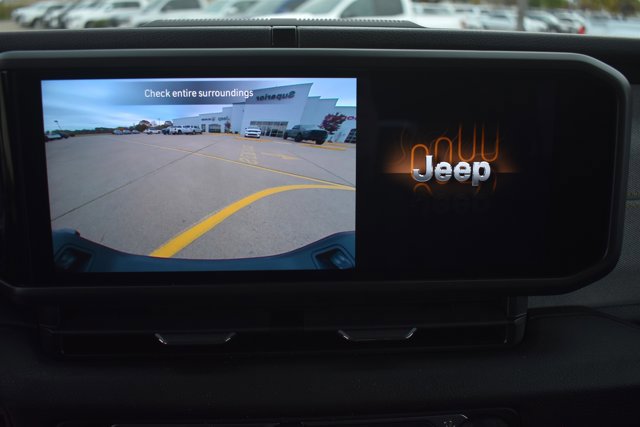 New 2026 Jeep Gladiator Sport image 21