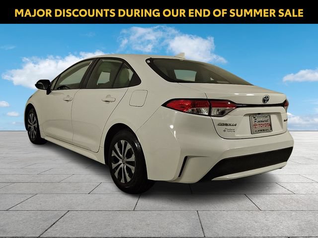 Used 2022 Toyota Corolla LE FWD image 5