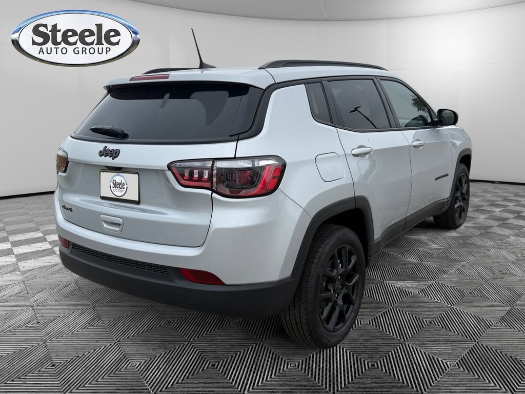 New 2026 Jeep Compass Latitude image 5