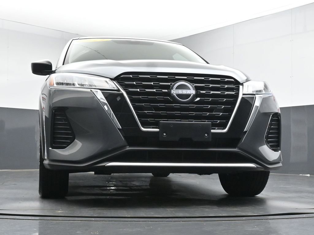 Used 2024 Nissan Kicks S FWD image 30