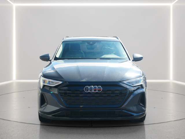 Used 2024 Audi Q8 e-tron Premium AWD/4WD image 8