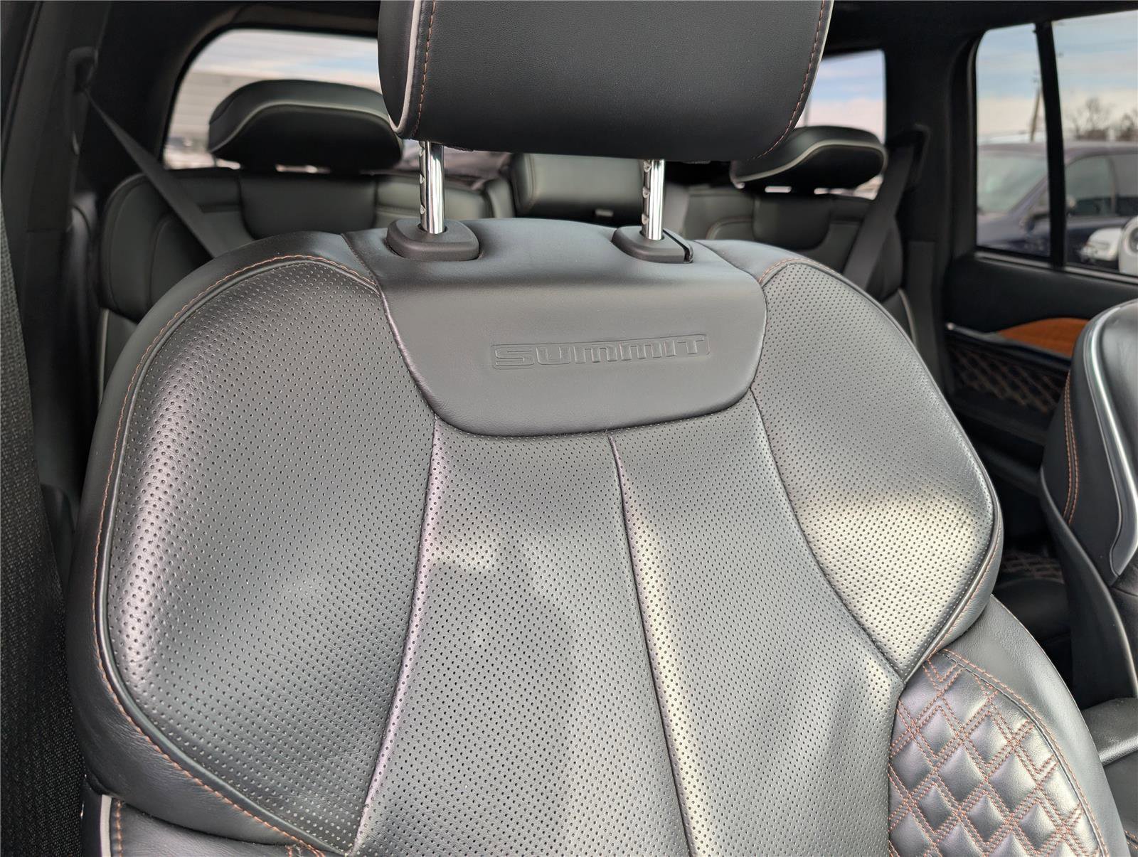 Used 2023 Jeep Grand Cherokee Summit image 17