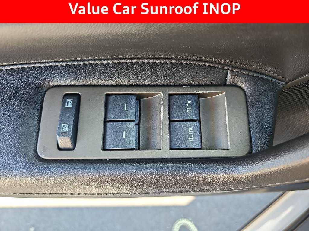 Used 2014 Lincoln MKX FWD w/ Equipment Group 102A image 24