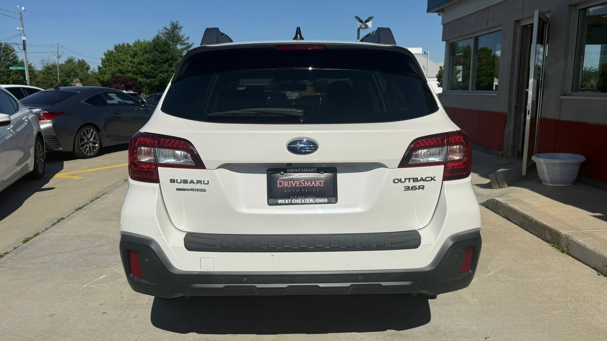 Used 2019 Subaru Outback 3.6R Limited w/ Popular Package #2 AWD/4WD image 7