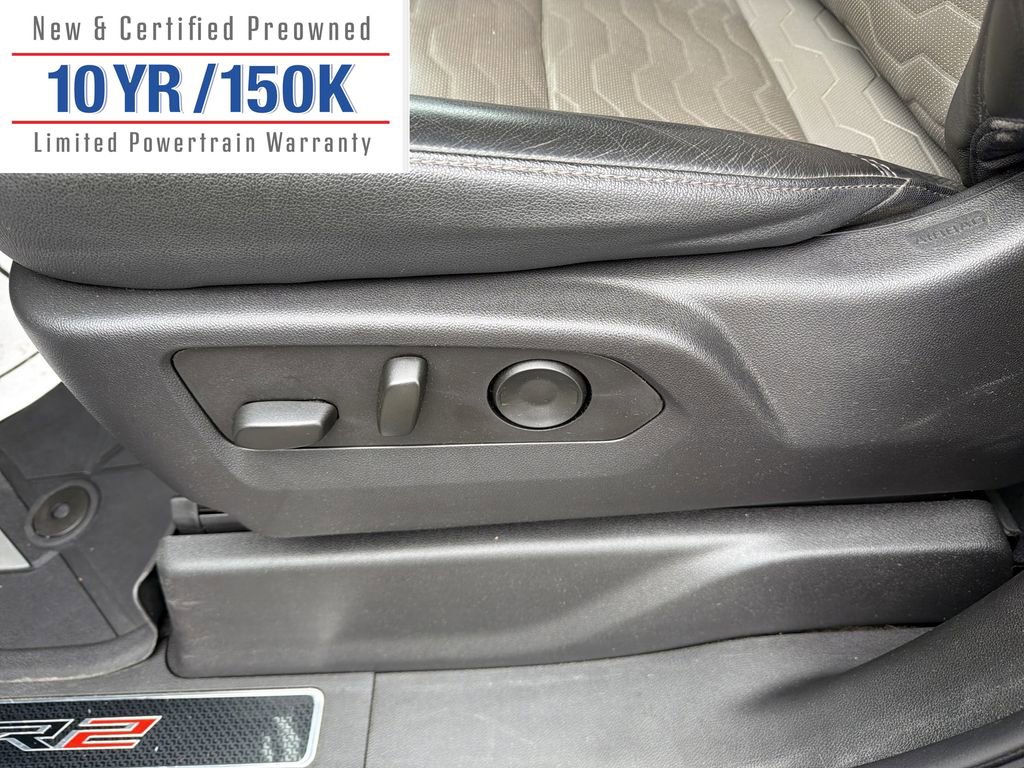 Used 2023 Chevrolet Silverado 1500 ZR2 w/ Technology Package image 17