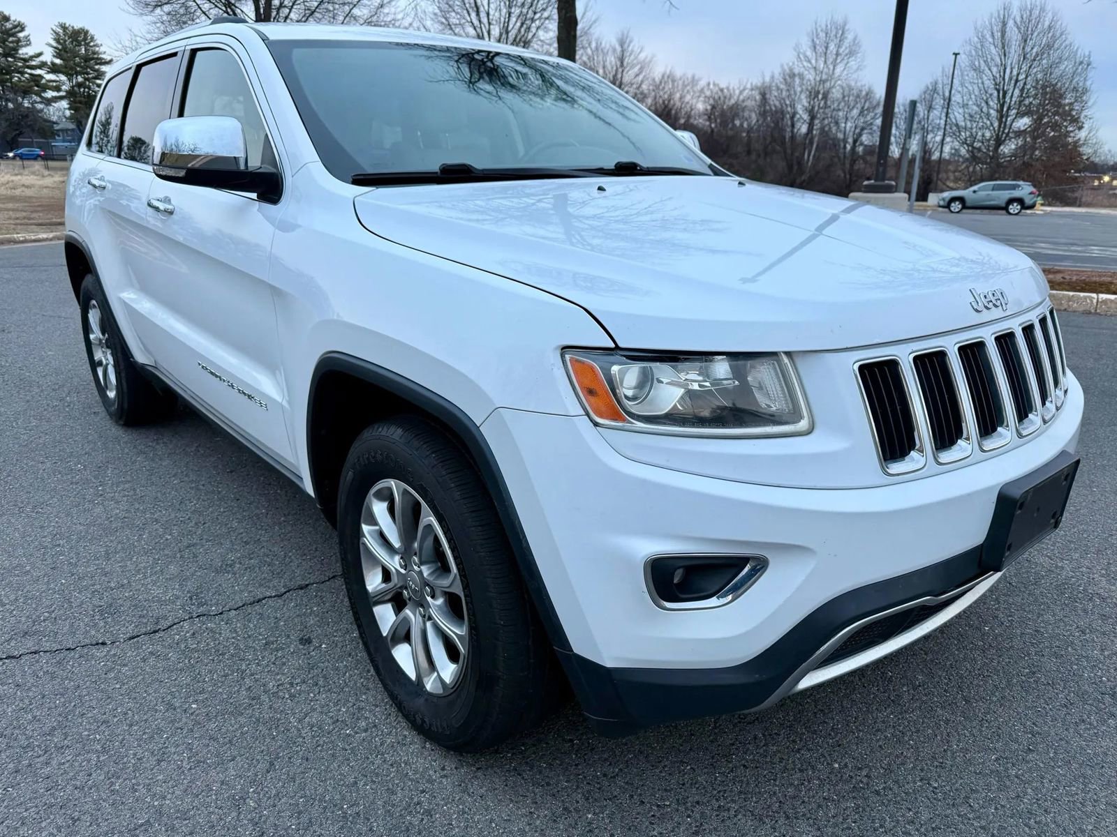 Used 2014 Jeep Grand Cherokee Limited image 3